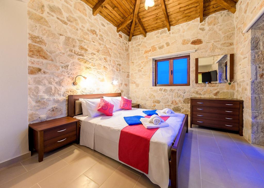 Orient Villas Volimes Agios Nikolaos  Buitenkant foto